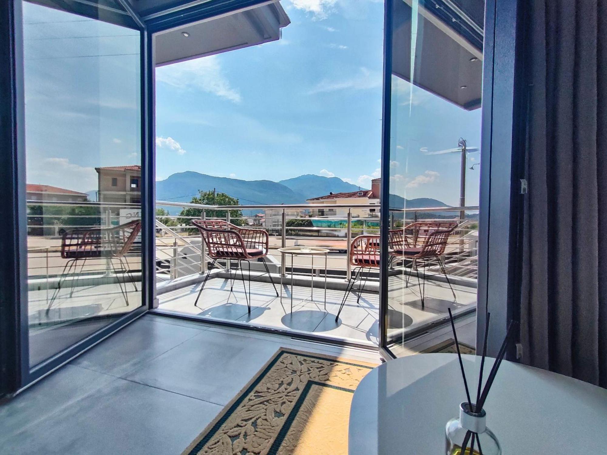 Tsikaris Boutique Guesthouse Калампака Екстериор снимка